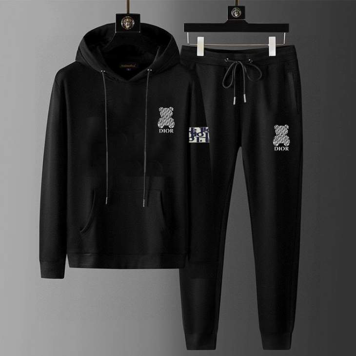 Picture of Dior Sweater Suits _SKUDiorM-5XL12yn23338636